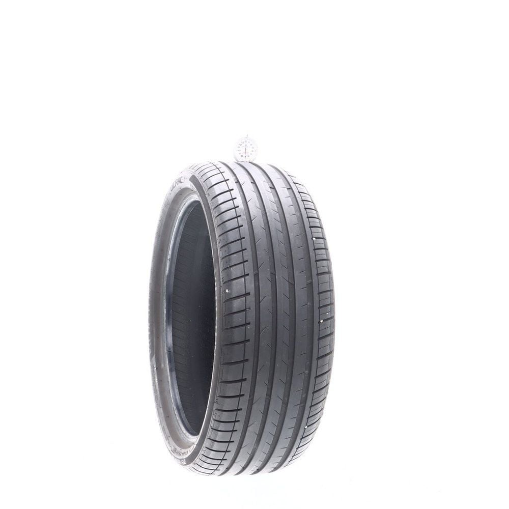 Set of (2) Used 215/40R18 Vredestein Ultrac 89Y - 7/32 - Image 1