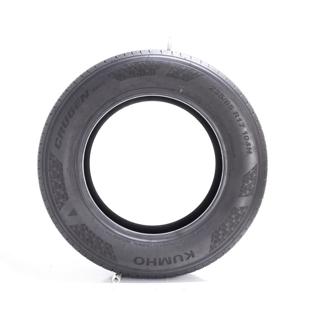 Set of (4) Used 235/65R17 Kumho Crugen HP71 104H - 7-8/32 - Image 3