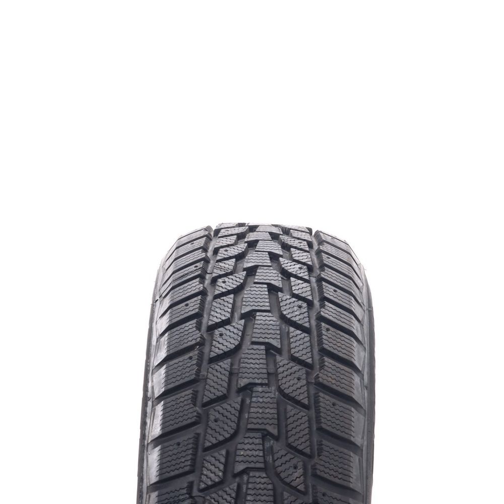 New 235/70R16 Cooper Evolution Winter 106T - Image 2