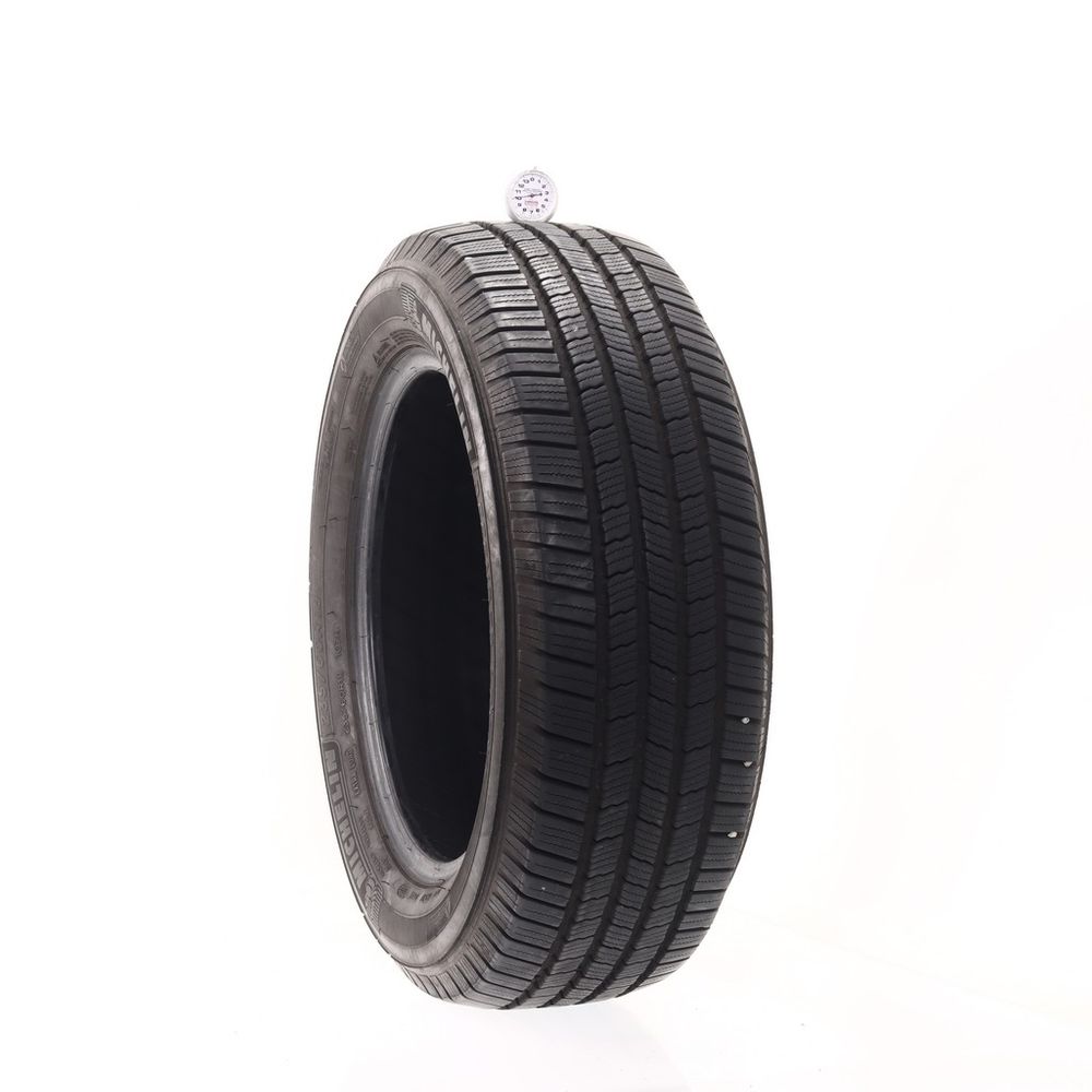 Set of (2) Used 235/60R18 Michelin Defender LTX M/S 107H - 9-10/32 - Image 4