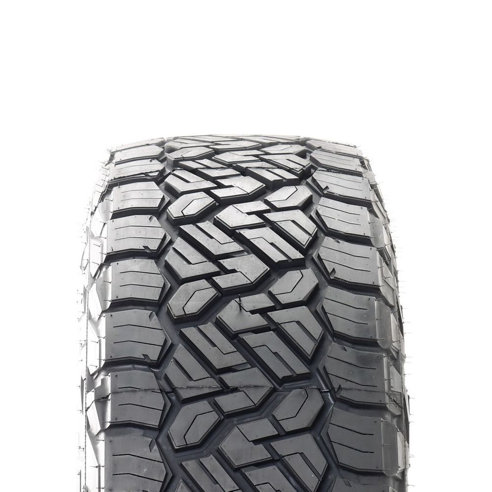 New 295/70R18 Nitto Recon Grappler A/T 116S | Utires
