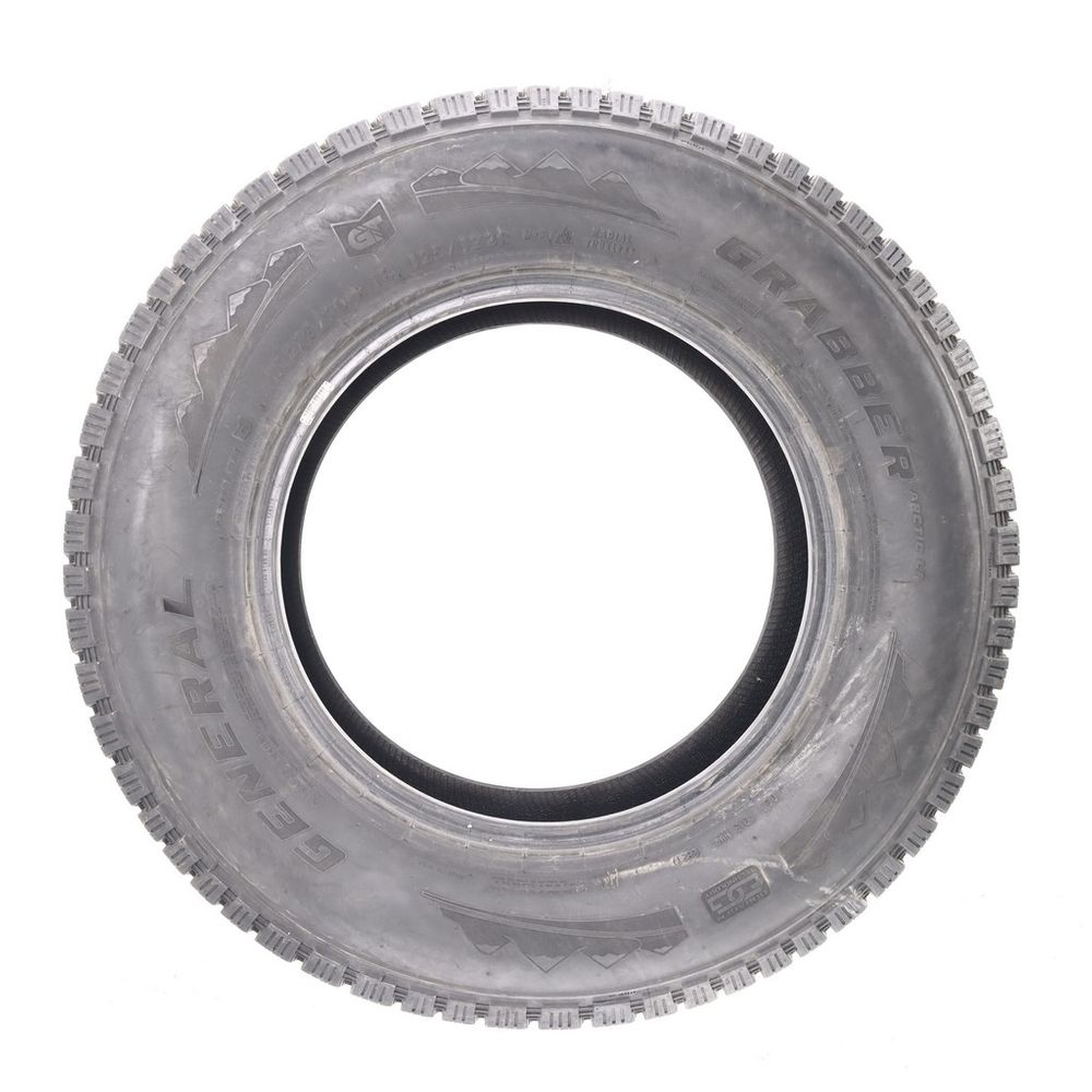 Used LT 275/70R18 General Grabber Arctic LT Studded 125/122R E - 10.5/32 - Image 3