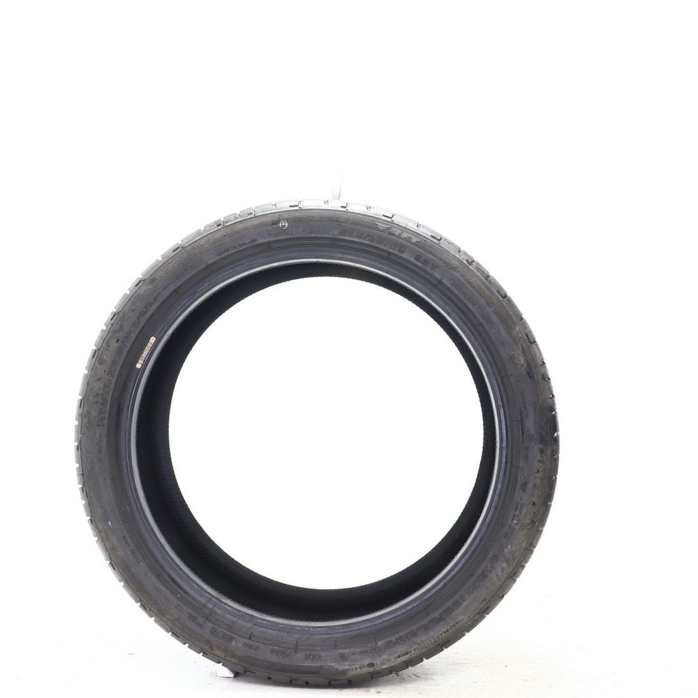 Set of (2) Used 245/35R18 Bridgestone Potenza S001 RFT 92Y - 7.5-9/32 - Image 3