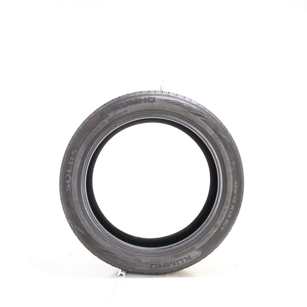 Set of (2) Used 225/45R18 Kumho Solus TA51a 95V - 7.5/32 - Image 3