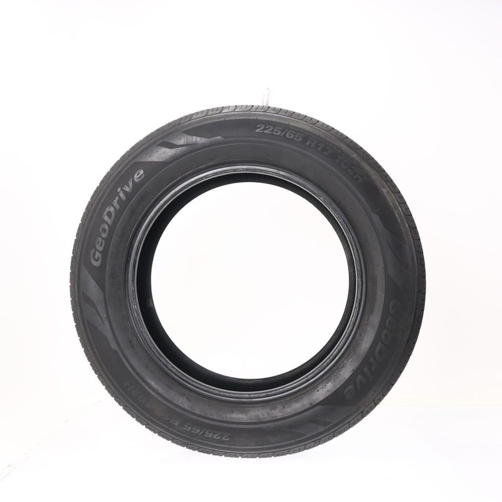 Set of (4) Used 225/65R17 GeoDrive KH16 102H - 7.5-8.5/32 - Image 3