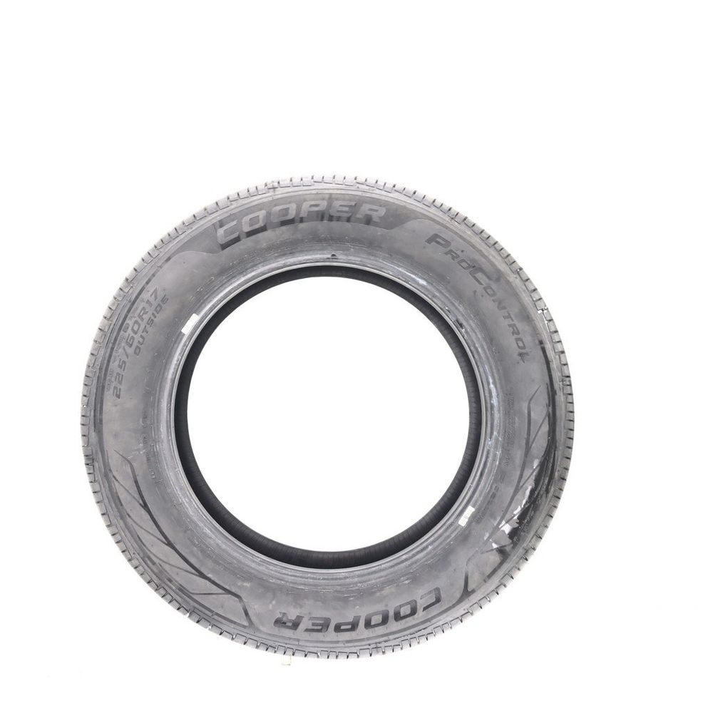 Set of (4) New 225/60R17 Cooper ProControl 99V - Image 3