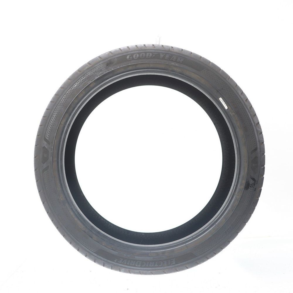 Used 255/40R20 Goodyear ElectricDrive 2 SoundComfort 101W - 9.5/32 - Image 3