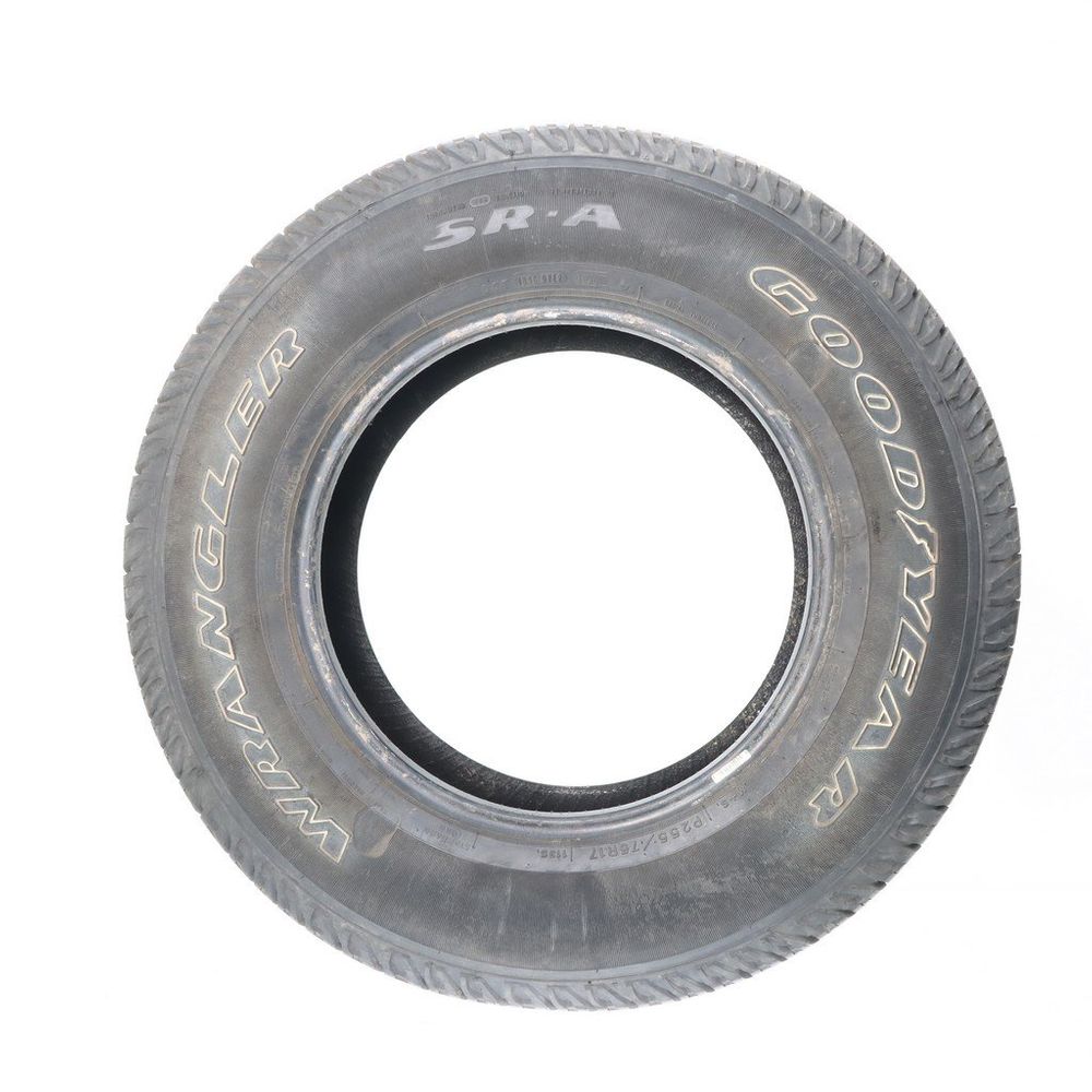 New 255/75R17 Goodyear Wrangler SR-A 113S - Image 3