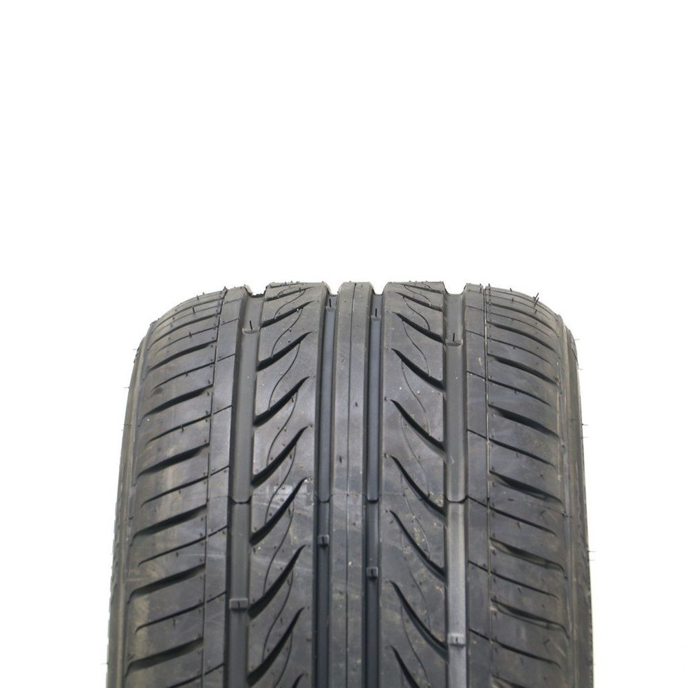 New 255/35ZR20 Delinte Thunder D7 97W - New - Image 2