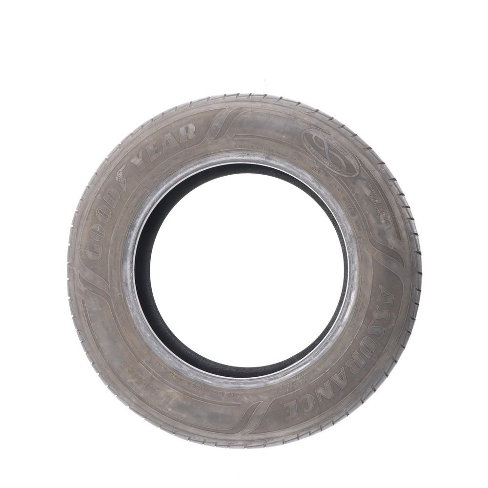 Set of (2) Used 235/65R17 Goodyear Assurance MaxLife 104H - 7.5/32 - Image 3