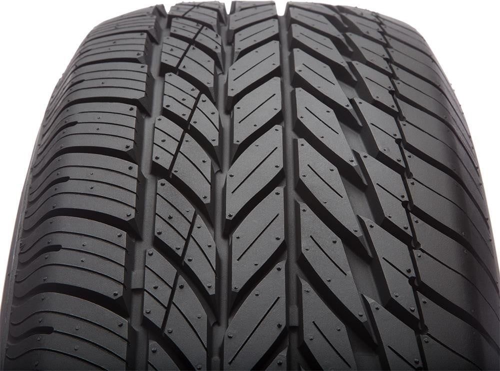 Set of (2) New P 235/75R15 Vogue Classic White 109T - Image 2