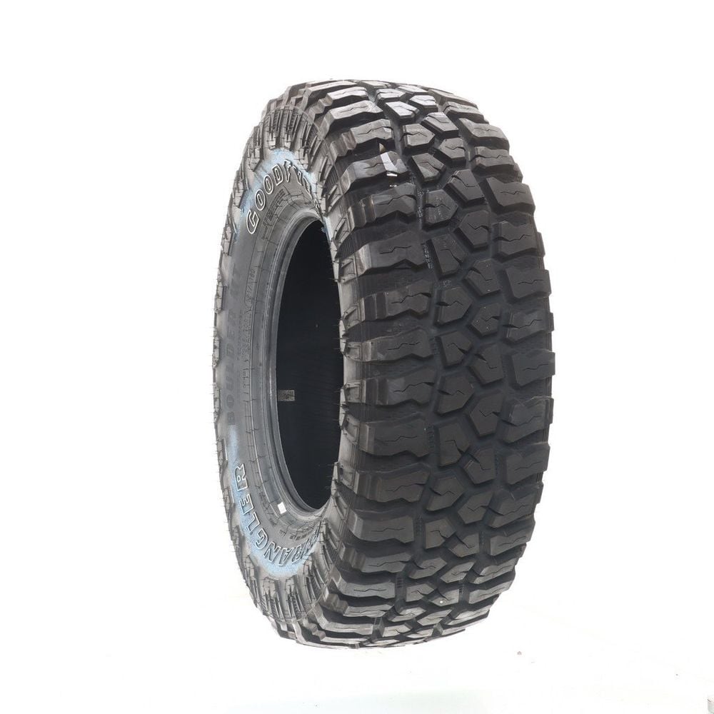 New LT 285/70R17 Goodyear Wrangler Boulder MT 121/118Q E - Image 1
