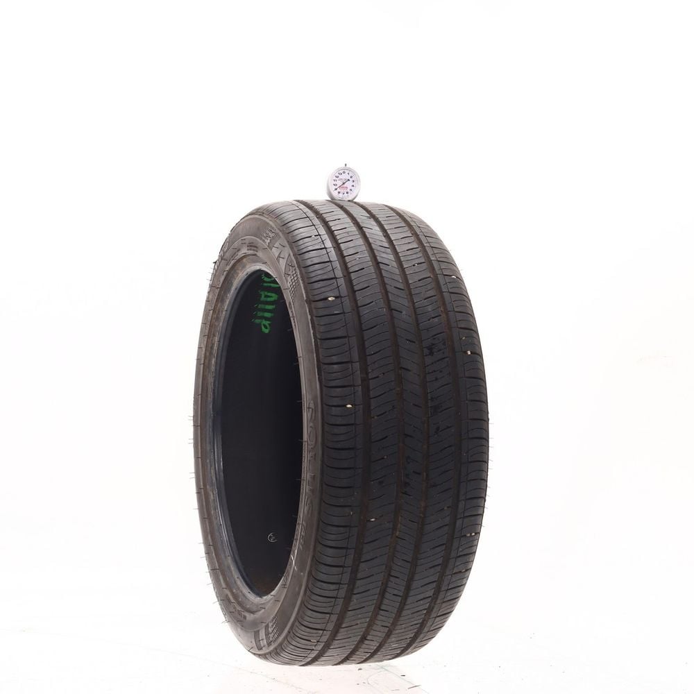 Set of (2) Used 235/45R18 Kumho Solus TA31 94V - 7.5-9/32 - Image 4
