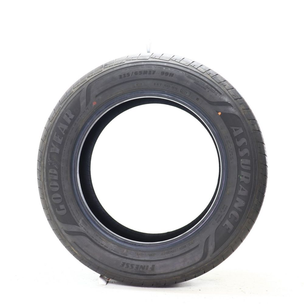 Set of (2) Used 215/65R17 Goodyear Assurance Finesse 99H - 9-10/32 - Image 6