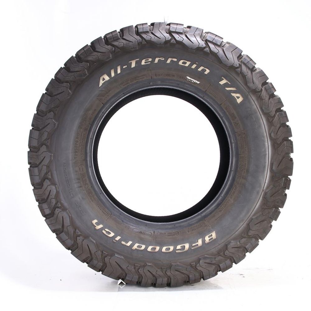 Used LT 295/70R17 BFGoodrich All-Terrain T/A KO2 121/118S E - 13.5/32 - Image 3