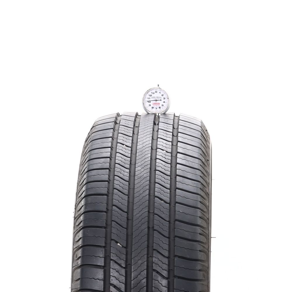 Used 235/65R17 Michelin Defender 2 104H - 10/32 - Image 2