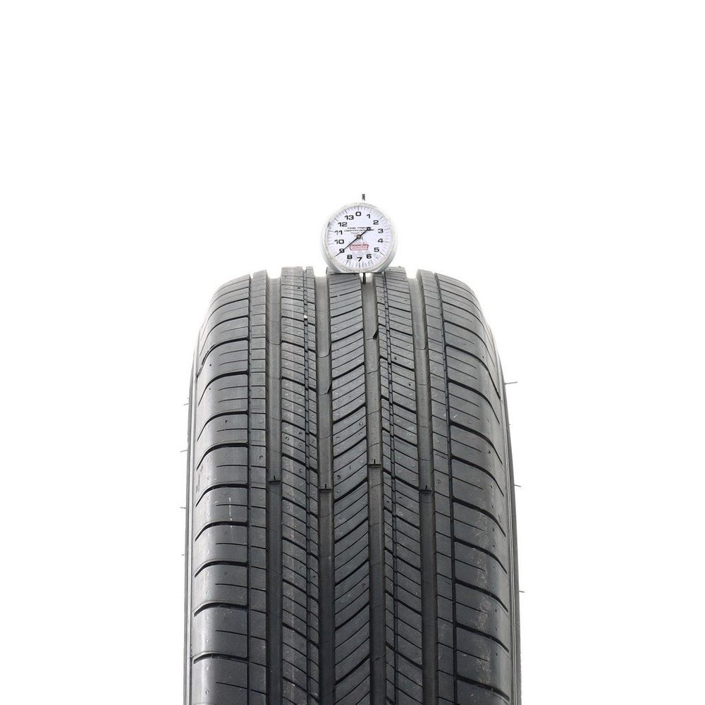Set of (2) Used 215/65R17 Michelin Primacy All Season 99H - 8-9/32 - Image 5