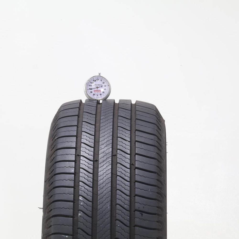 Set of (2) Used 215/60R17 Michelin Defender 2 96H - 9.5-10/32 - Image 2