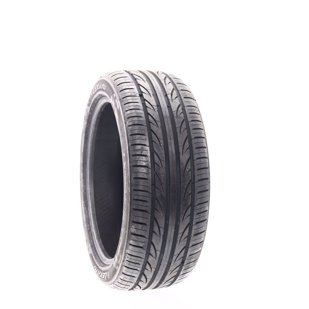 New 235/45ZR19 Lexani LXUHP-207 99W - Image 1