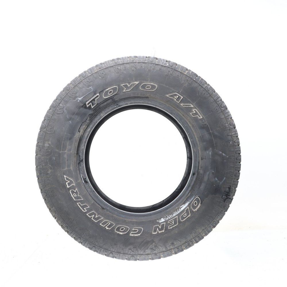 Used 235/75R15 Toyo Open Country A/T II 108S - 9/32 - Image 3