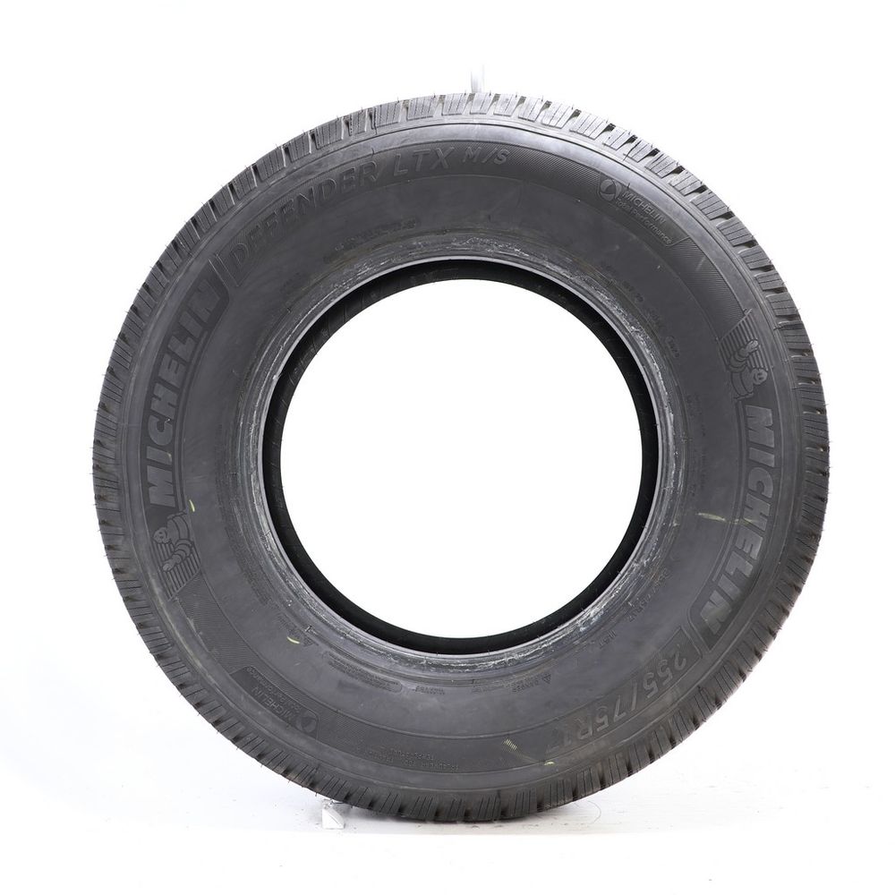 Set of (2) Used 255/75R17 Michelin Defender LTX M/S 115T - 11.5-12/32 - Image 3