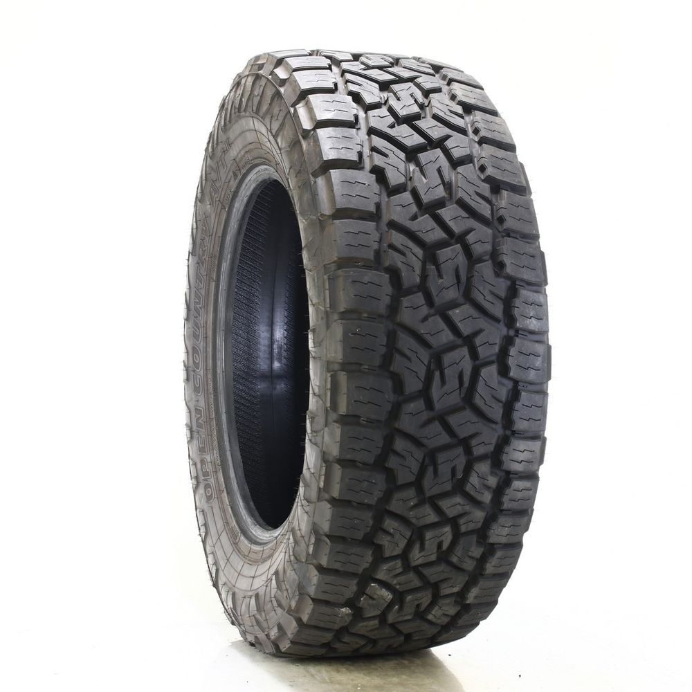 Used LT 35X12.5R20 Toyo Open Country A/T III 121R E - 16/32 - Image 1