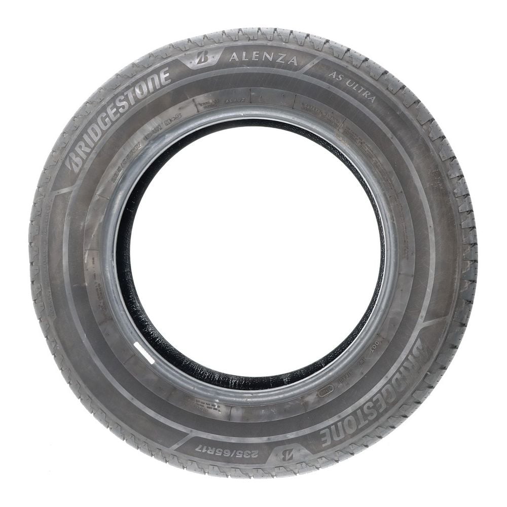 Set of (4) Used 235/65R17 Bridgestone Alenza AS Ultra 104H - 6.5-8/32 - Image 6