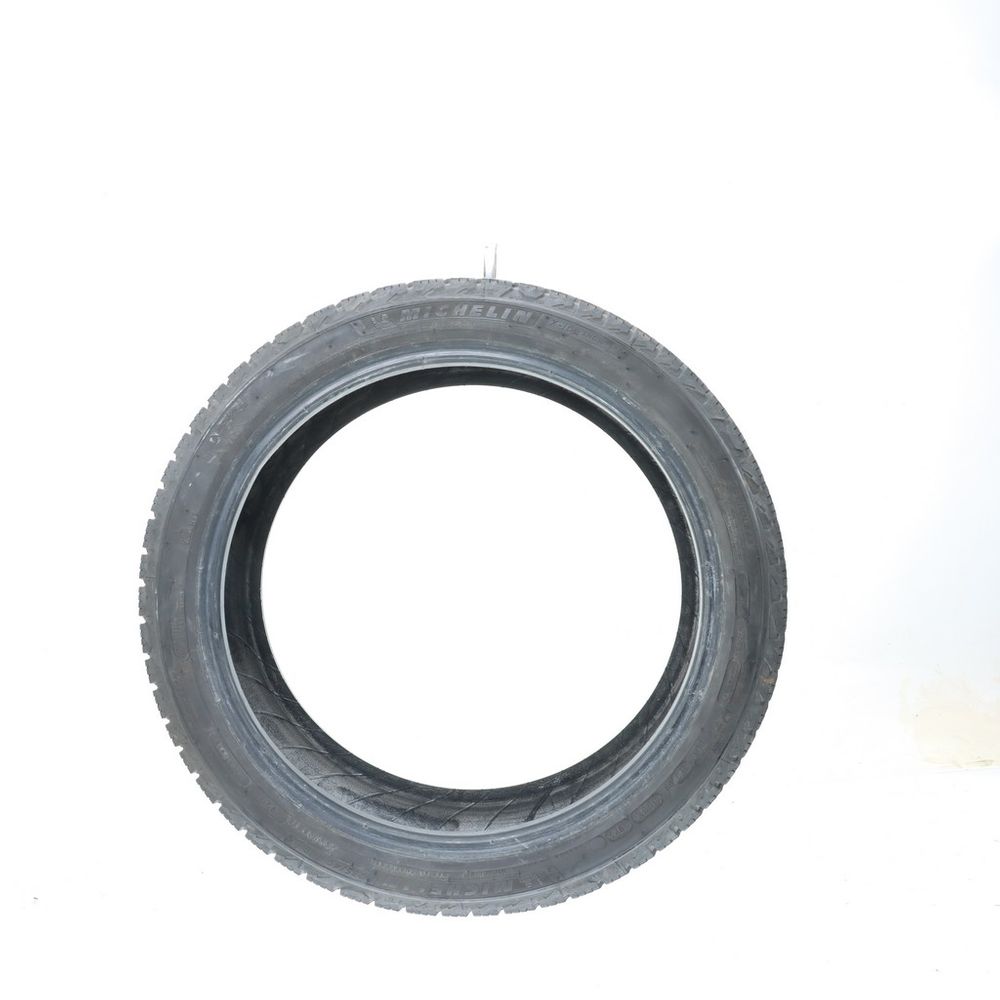 Set of (2) Used 235/40R18 Michelin X-Ice Snow 95H - 7-7.5/32 - Image 3