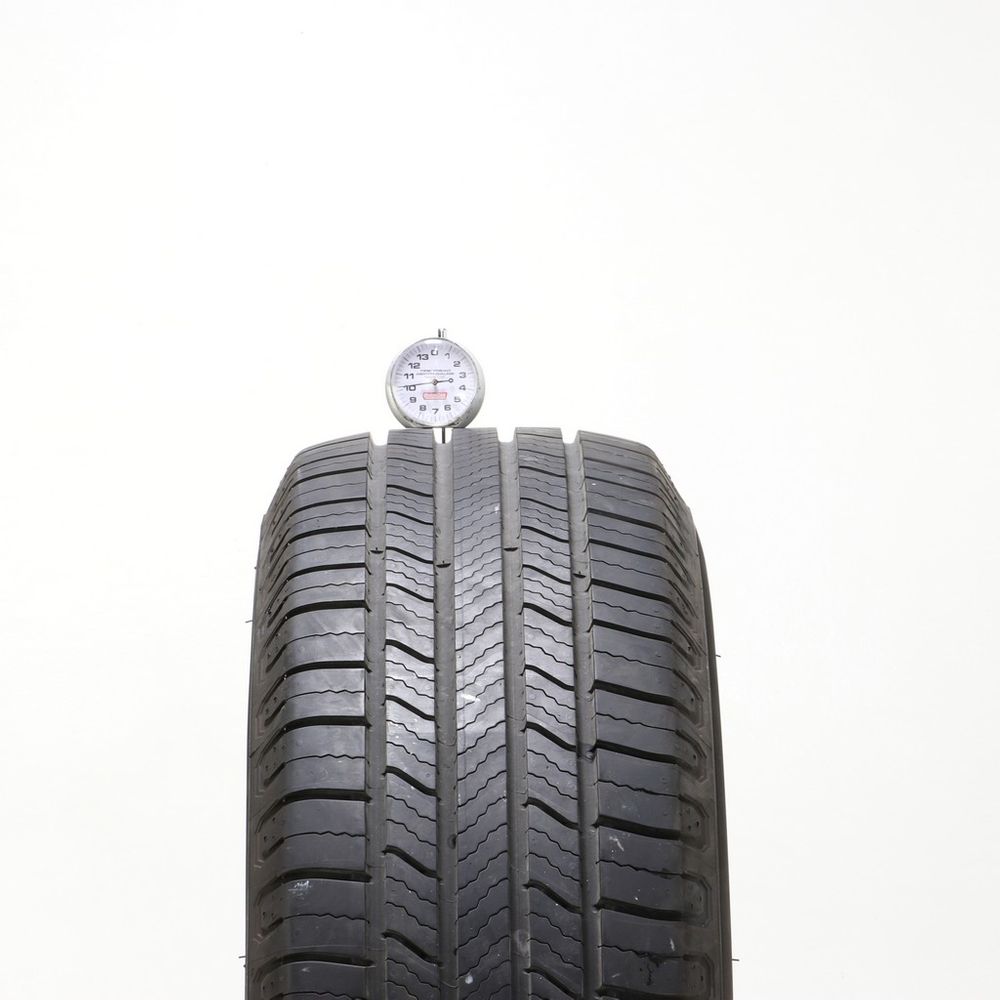 Set of (2) Used 225/65R16 Michelin Defender 2 100H - 9-10/32 - Image 5