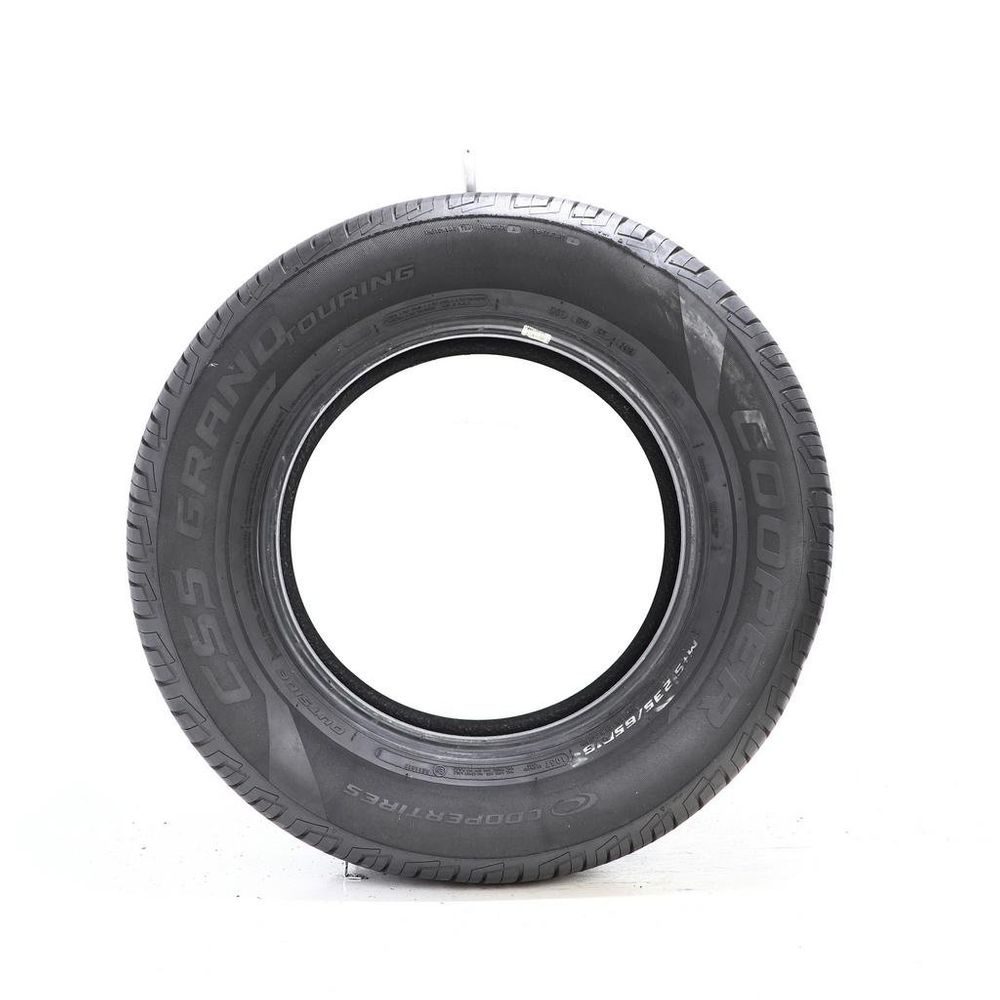 Used 235/65R16 Cooper CS5 Grand Touring 103T - 8.5/32 - Image 3