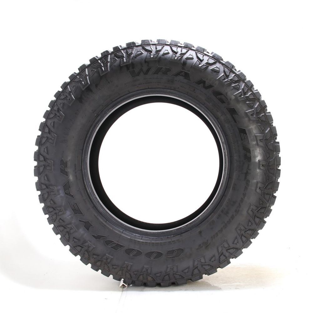 Used LT 265/70R17 Goodyear Wrangler Ultra Terrain AT 121/118Q E - 14/32 - Image 3