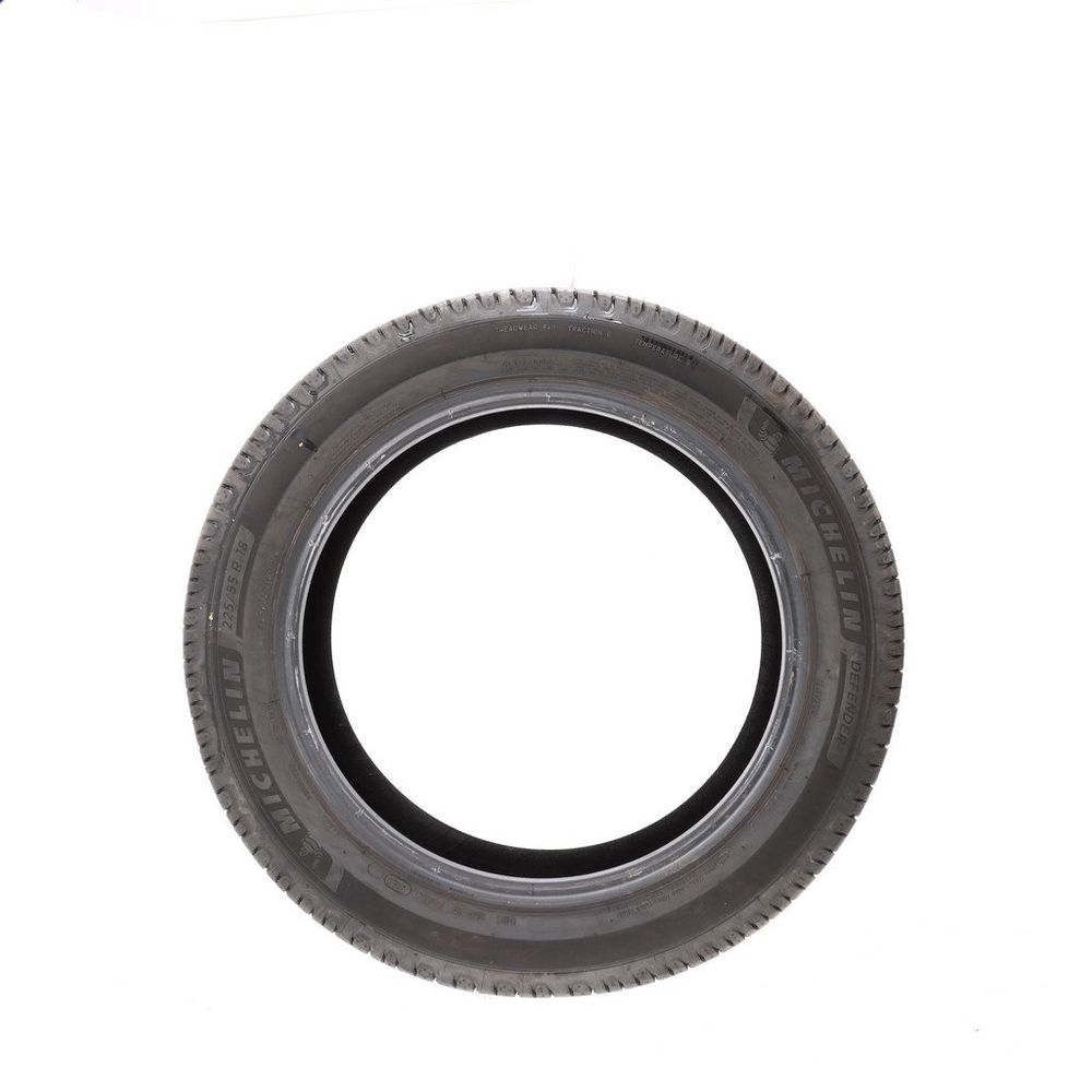 Set of (4) Used 225/55R18 Michelin Defender 2 98H - 8.5-10/32 - Image 6