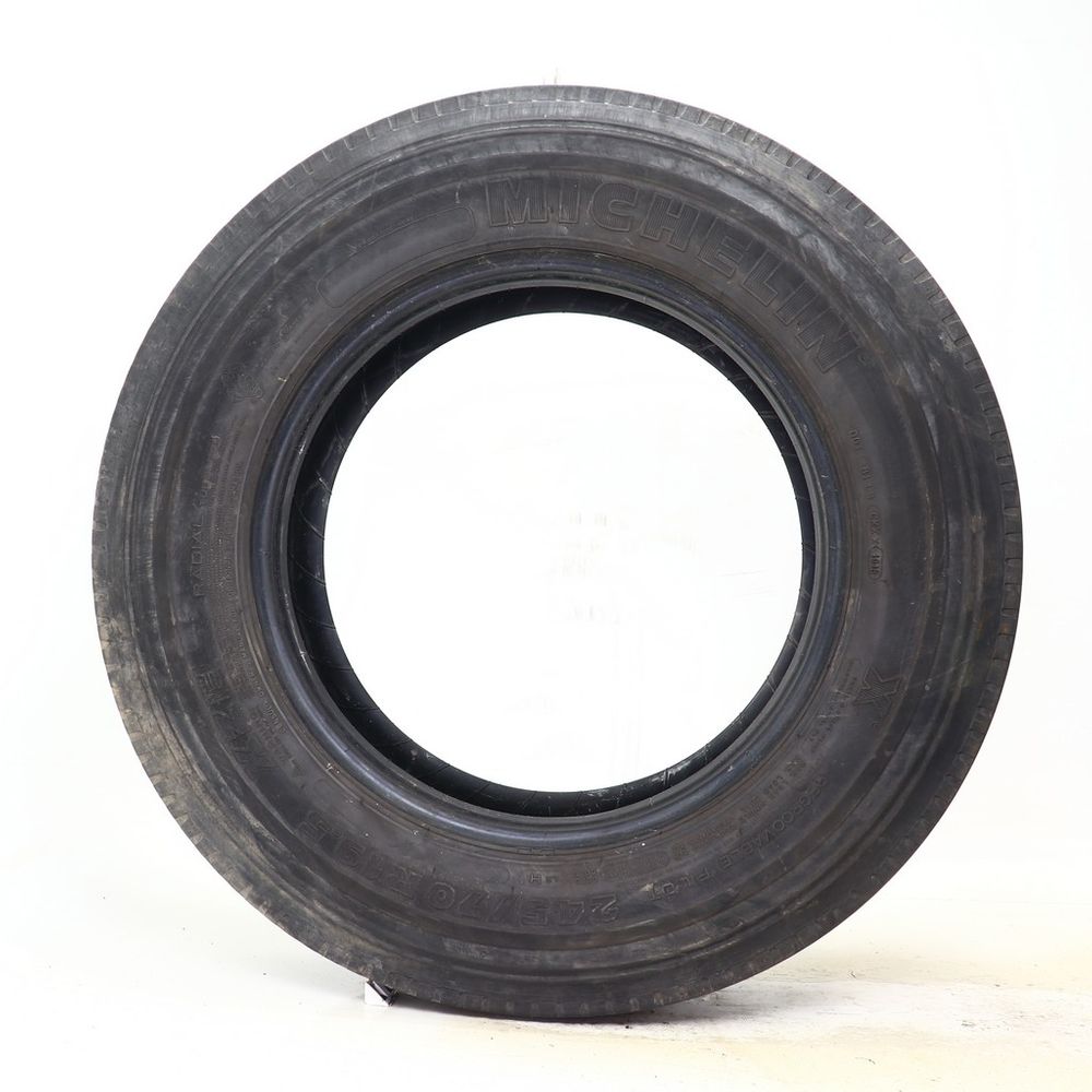 Used 245/70R19.5 Michelin XZE 1N/A - 12.5/32 - Image 3