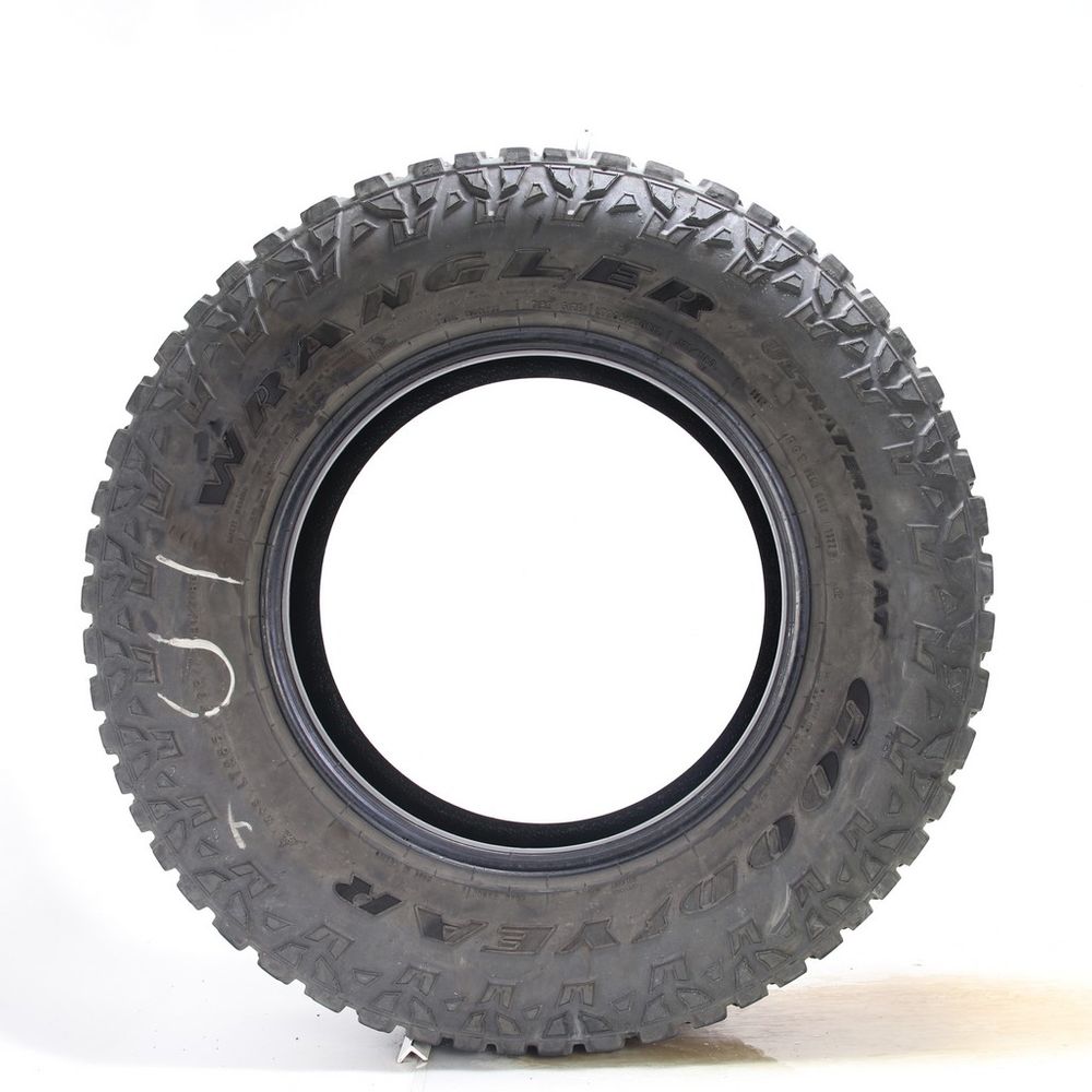 Used LT 265/70R17 Goodyear Wrangler Ultra Terrain AT 121/118Q E - 9/32 - Image 3