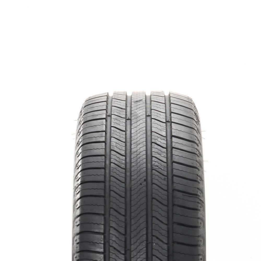 Set of (2) Driven Once 225/55R18 Michelin Defender 2 98V - 10.5/32 - Image 2