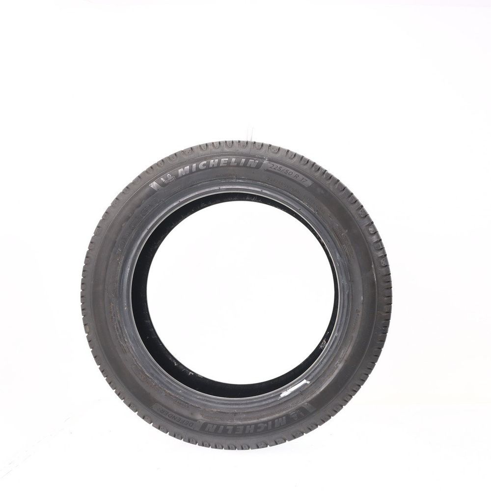 Set of (4) Used 225/50R17 Michelin Defender 2 98H - 7.5-8/32 - Image 3