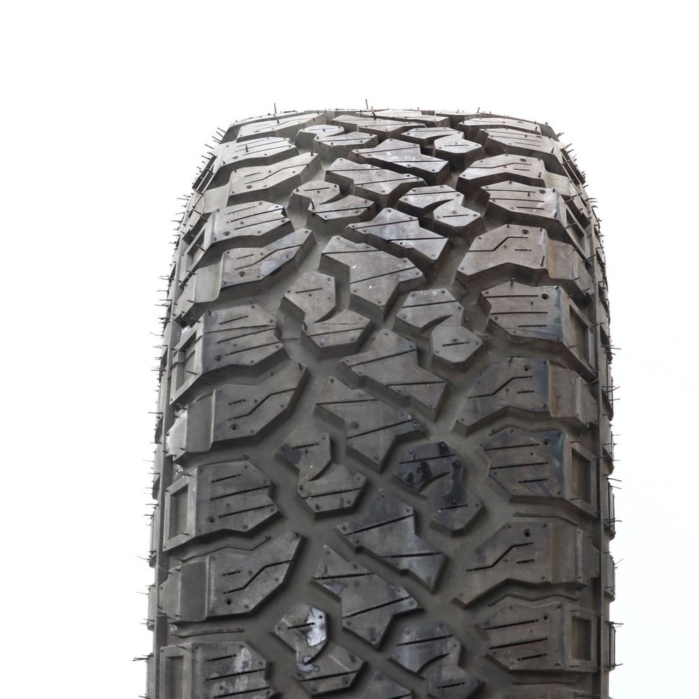 New LT 275/70R18 Kenda Klever R/T 125/122R E - Image 2