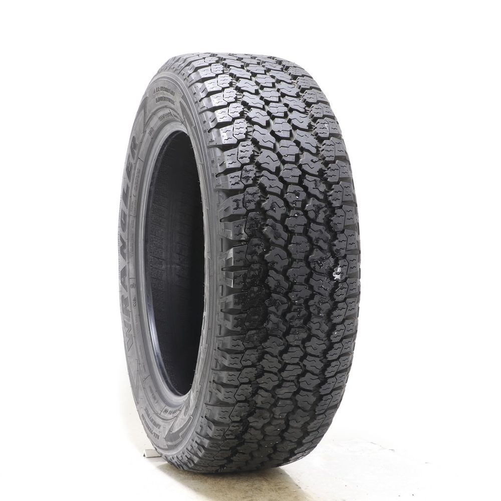 Set of (4) Driven Once 255/60R20 Goodyear Wrangler All-Terrain Adventure LR 113H - 12.5/32 - Image 1