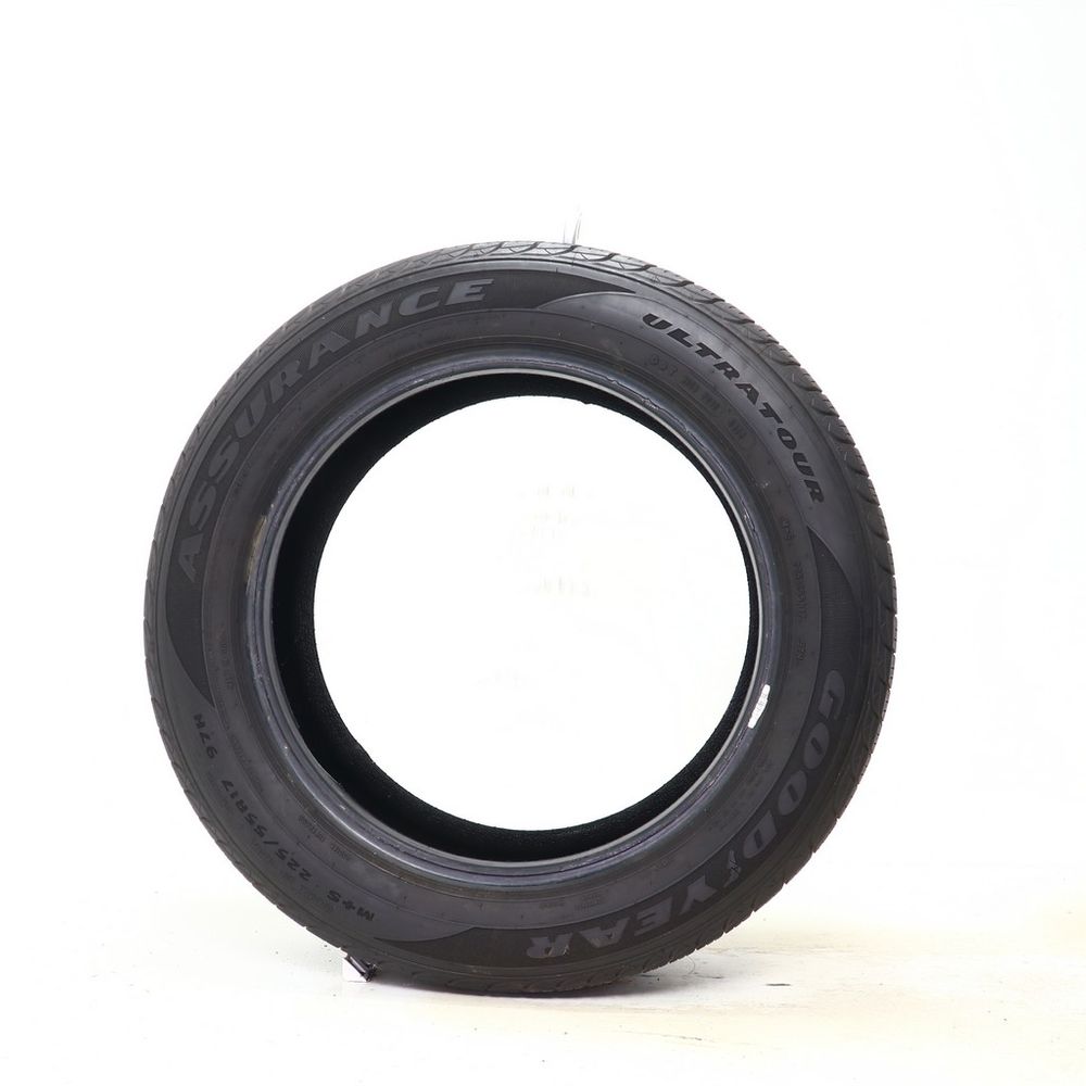 Used 225/55R17 Goodyear Assurance Ultratour 97H - 6.5/32 - Image 3