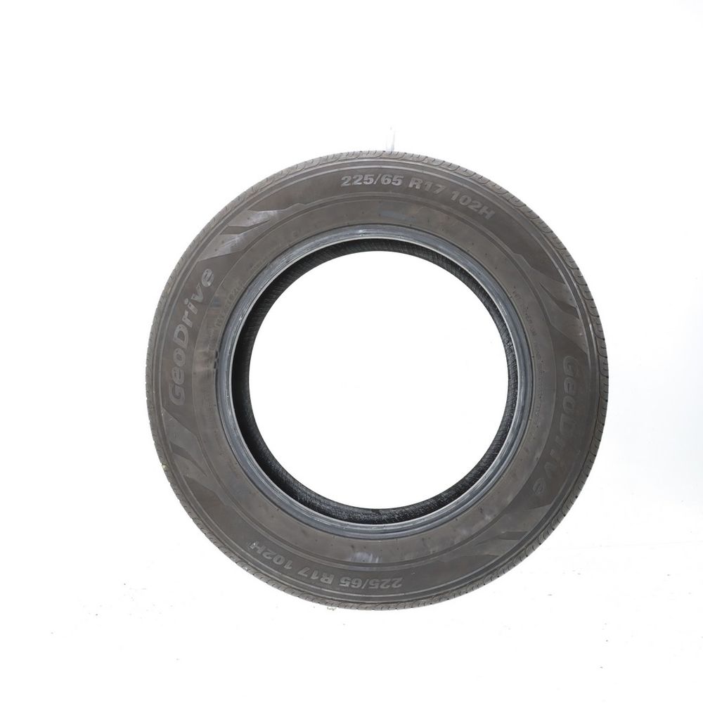 Set of (2) Used 225/65R17 GeoDrive KH16 102H - 5.5-6/32 - Image 6