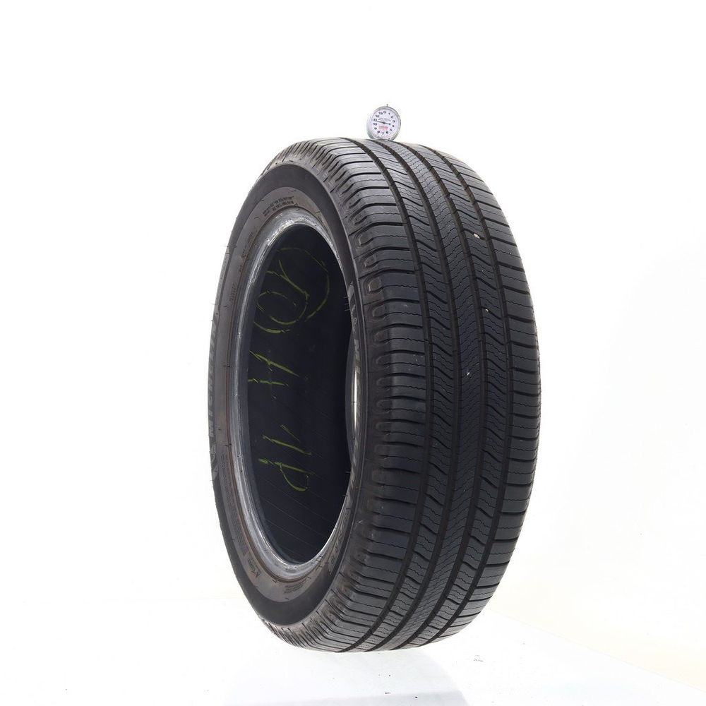 Used 235/55R19 Michelin Defender 2 105H - 11/32 - Image 1
