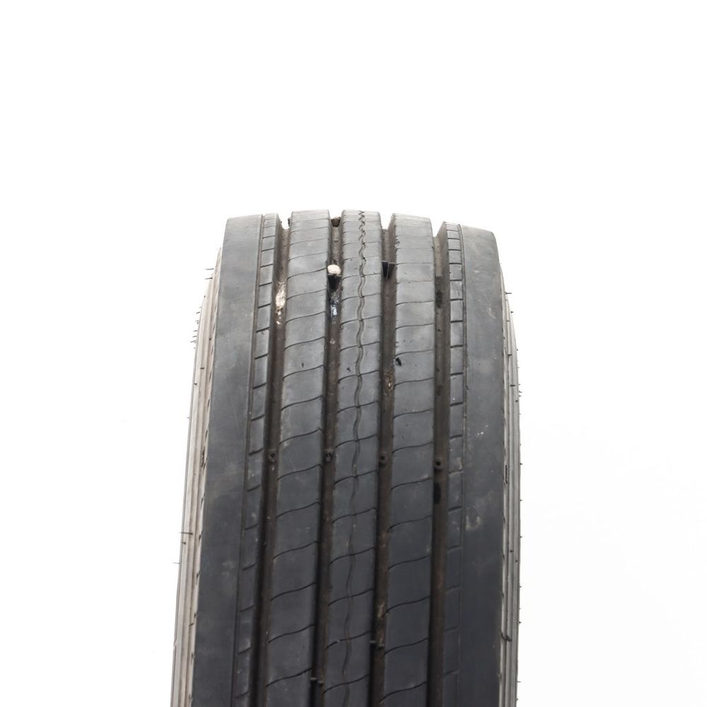 Used 215/75R17.5 Advance GR-A1 135/133J - 15/32 - Image 2