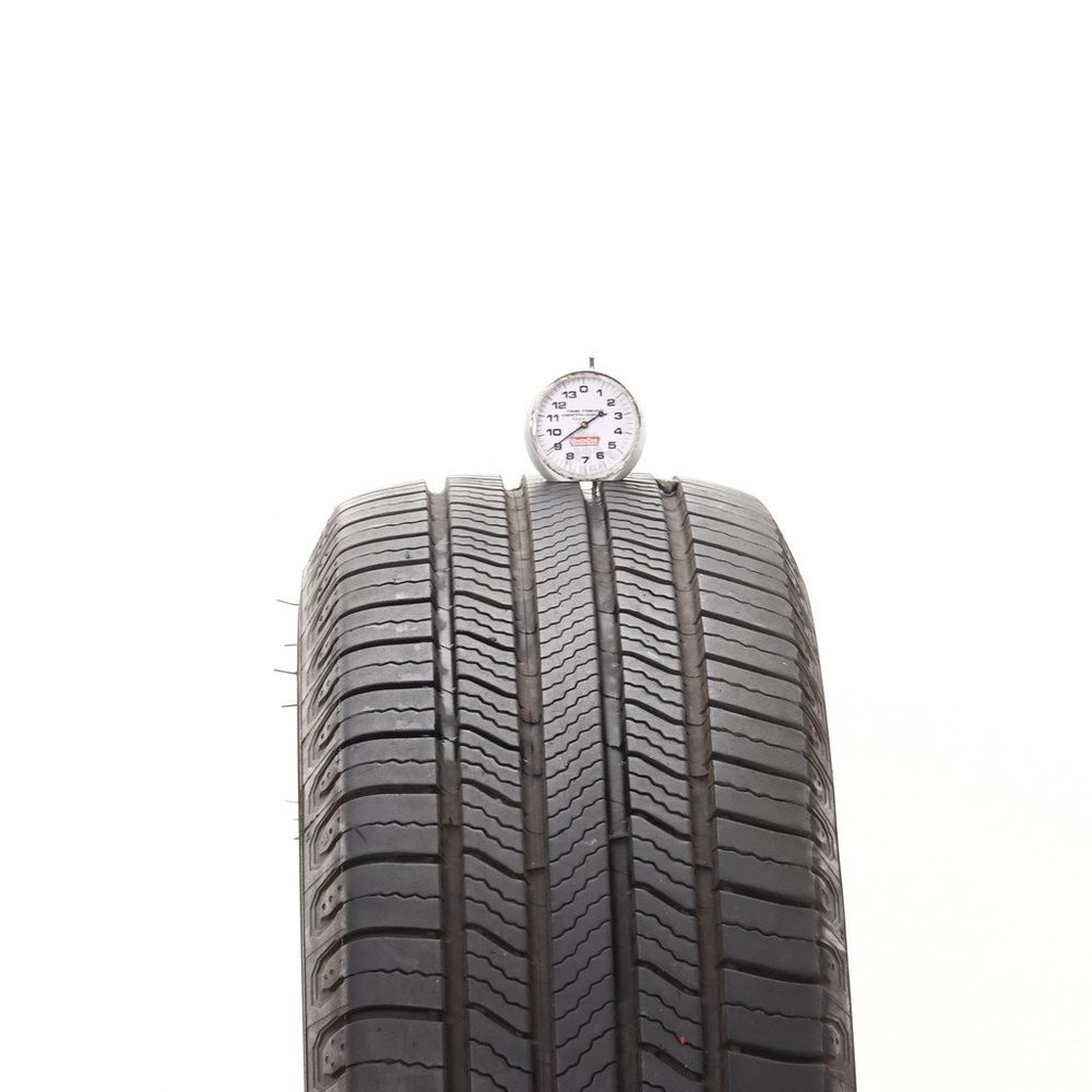 Set of (2) Used 215/60R17 Michelin Defender 2 96H - 9-10/32 - Image 2