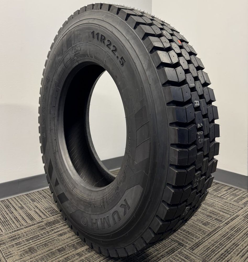 New 11R22.5 Kumho KRD23 148/145L - Image 1