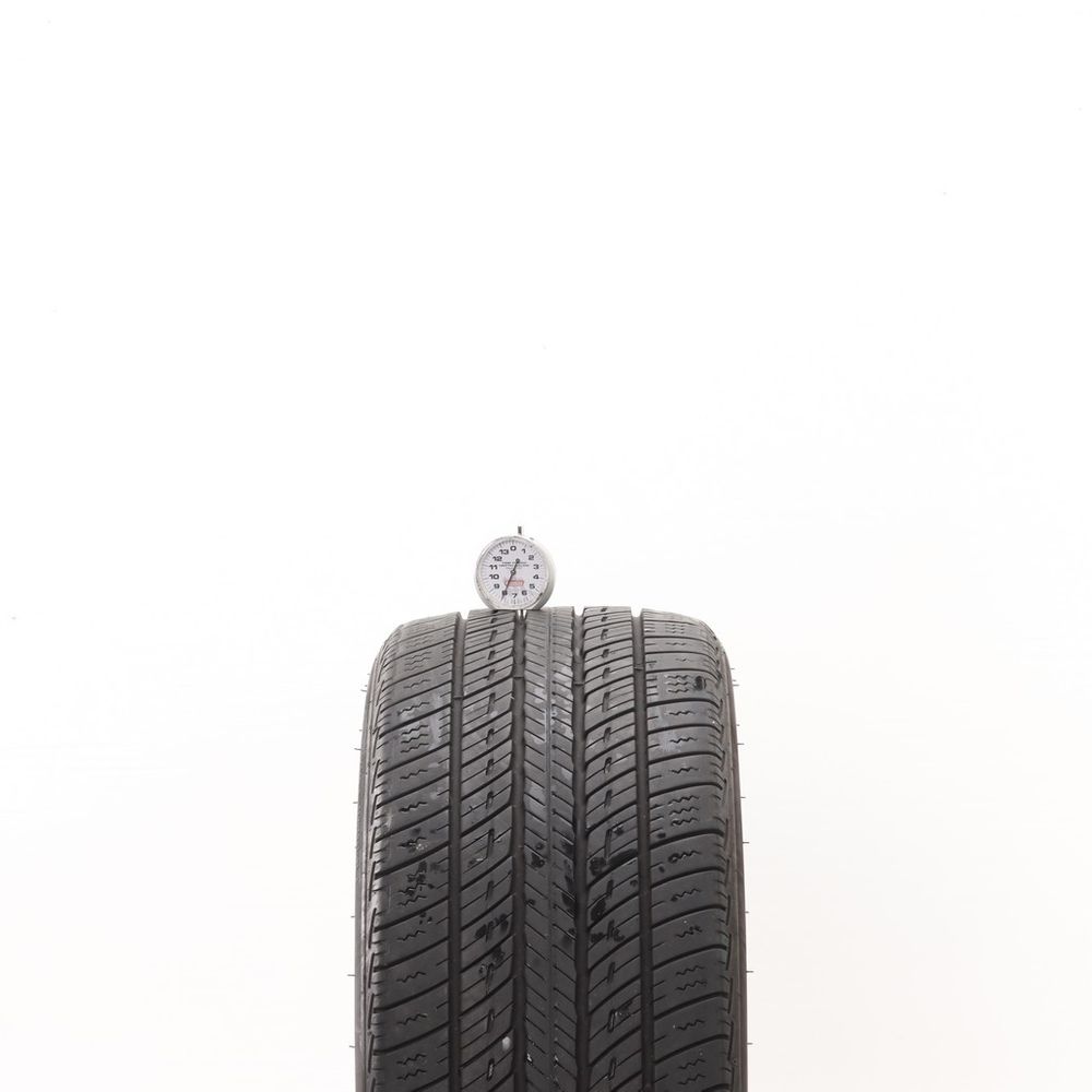 Used 225/40R18 Uniroyal Tiger Paw Touring A/S 92V - 8/32 - Image 2
