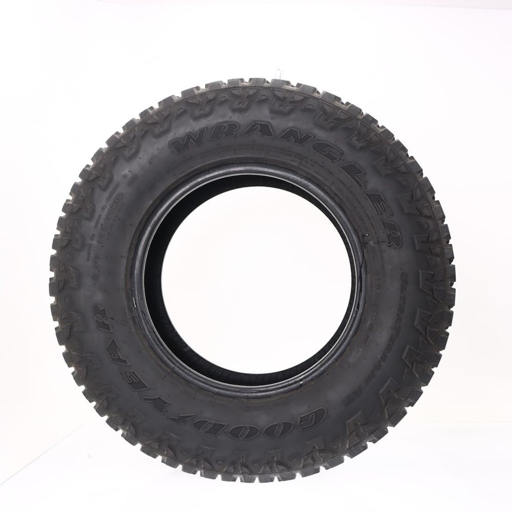 Used 265/70R16 Goodyear Wrangler Ultra Terrain AT 112S - 8/32 - Image 3