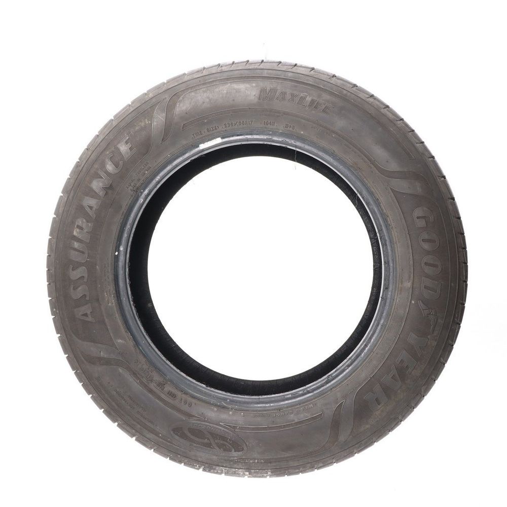 Set of (4) Used 235/65R17 Goodyear Assurance MaxLife 104H - 9-10.5/32 - Image 3