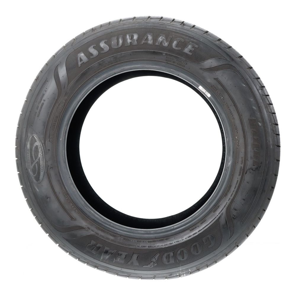 Set of (4) Used 235/65R17 Goodyear Assurance MaxLife 104H - 9-10.5/32 - Image 9
