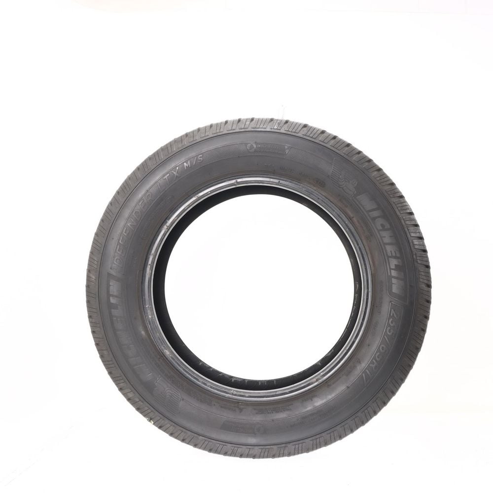 Used 235/65R17 Michelin Defender LTX MS 104T - 10.5/32 - Image 3