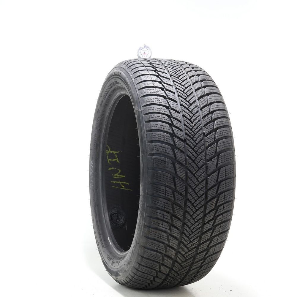 Used 285/45R21 Bridgestone Blizzak LM-001 RFT 113V - 10.5/32 - Image 1